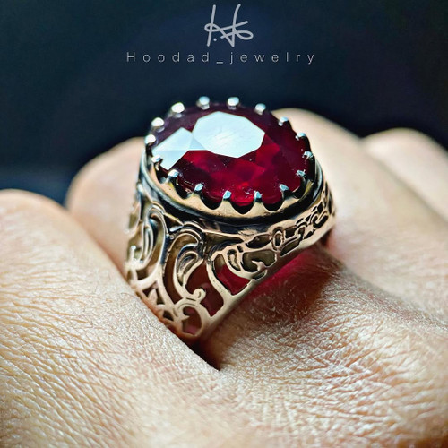 یاقوت خوش رنگ بینظیر آفریقایی